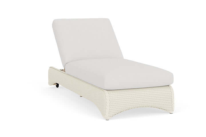 Lloyd Flanders Universal Loom Chaise Ivory