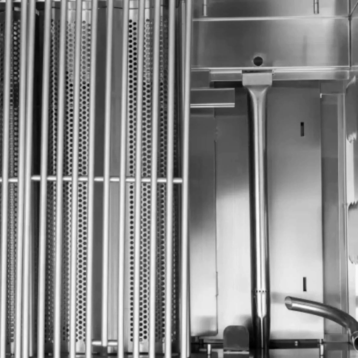 Blaze Prelude LBM 32" 4-Burner Gas Grill-