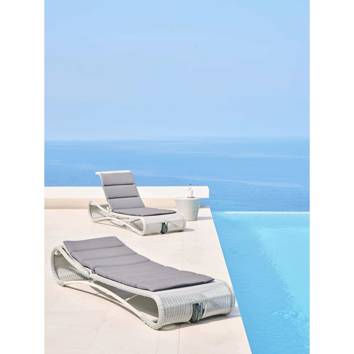 Cane-Line Escape Sunbed-White grey, Cane-line Weave