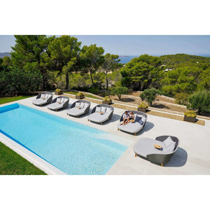 Cane-Line Peacock Daybed W/Teak Legs Incl. Table-