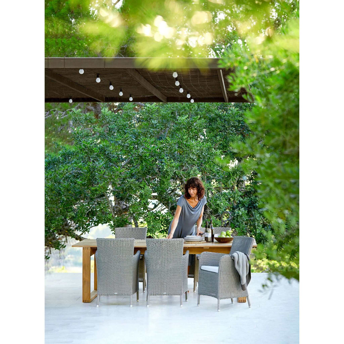 Cane-Line Endless Dining Table, 240X100 cm-