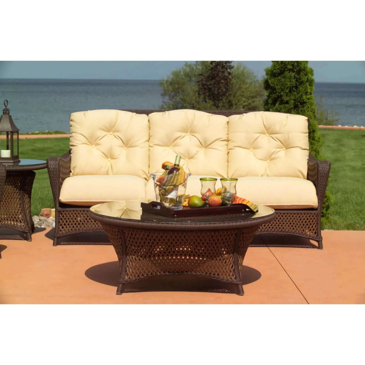 Lloyd Flanders Grand Traverse Sofa-