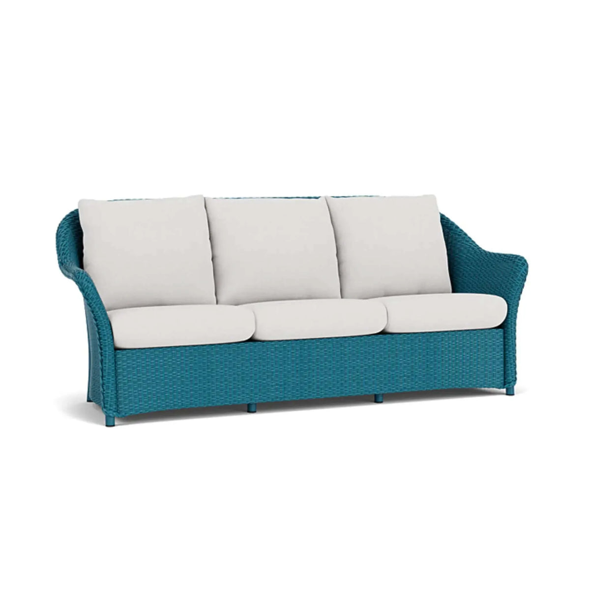 Lloyd Flanders Weekend Retreat Sofa-Platinum 014
