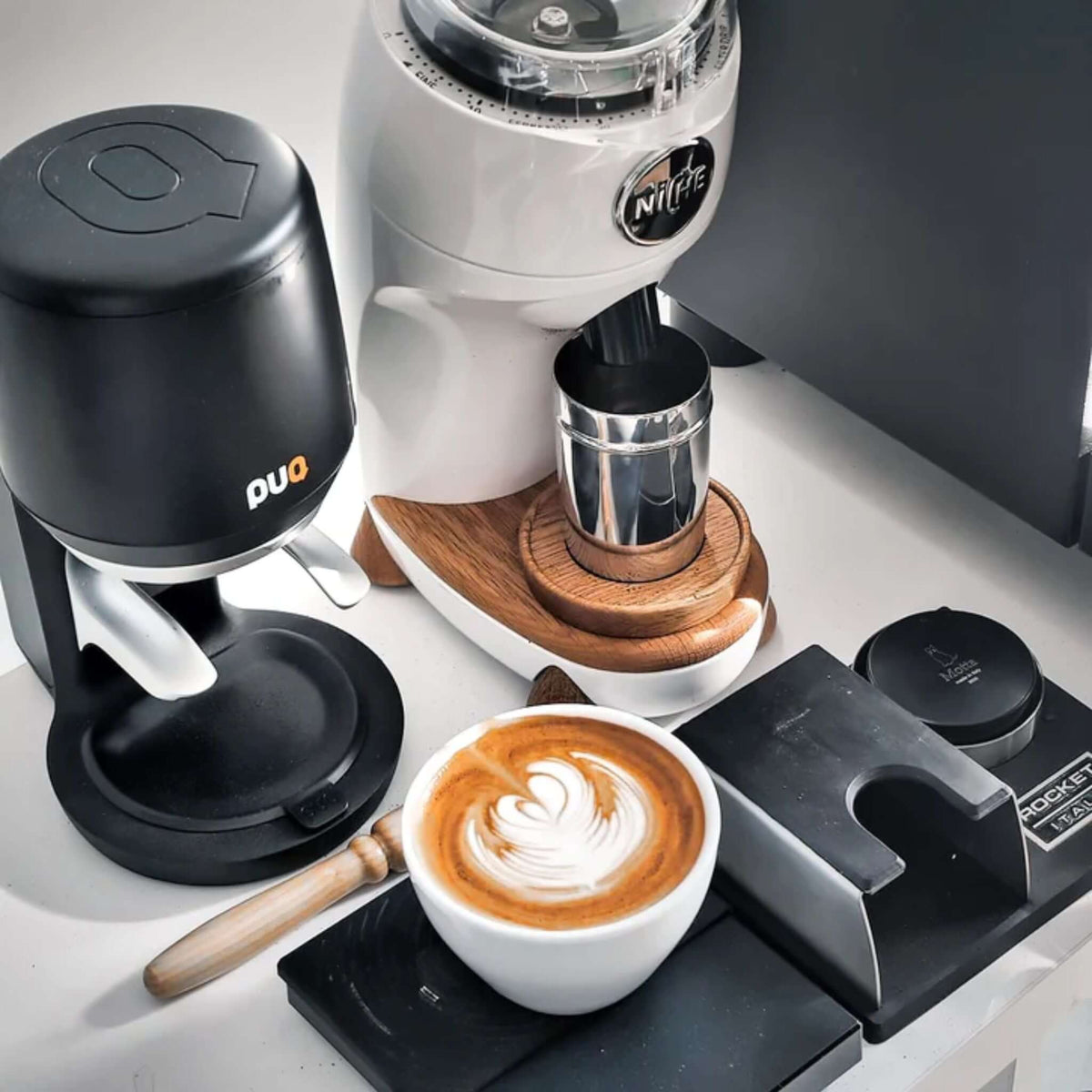 Puqpress Gen 5 Mini Automatic Coffee Tamper-Matte Black