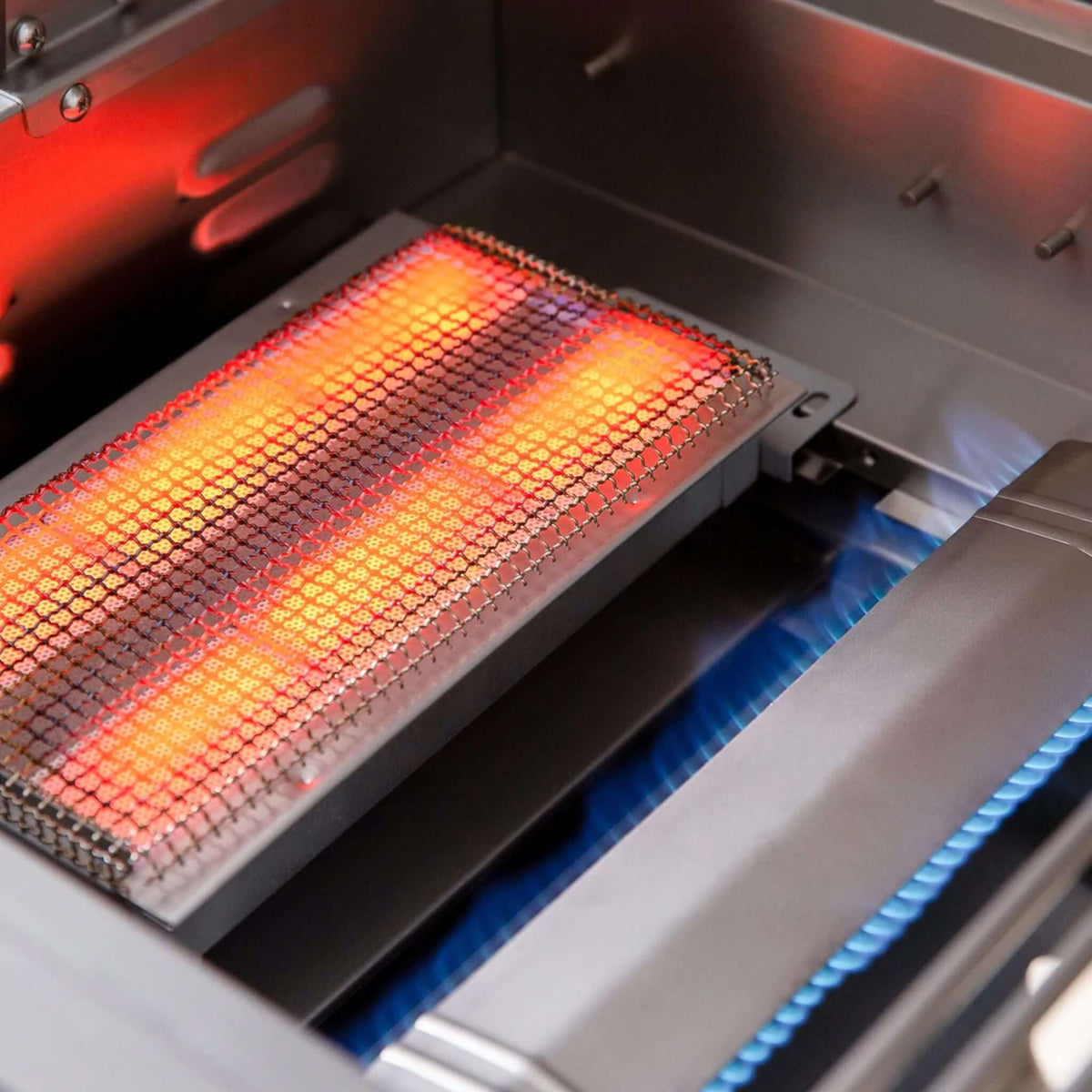 Summerset Sizzler Pro 32" Built-In Grill-