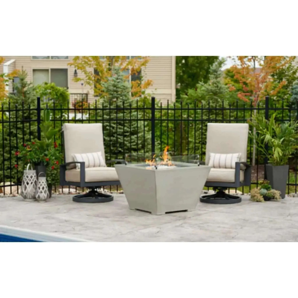 Outdoor GreatRoom Cove Square Gas Fire Pit Bowl-Natural Gas