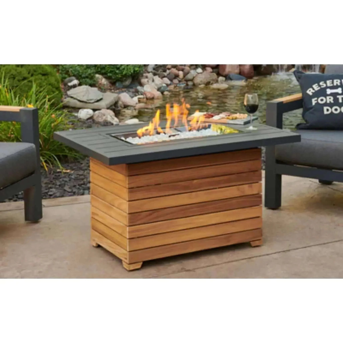Outdoor GreatRoom Darien Rectangular Gas Fire Pit Table-