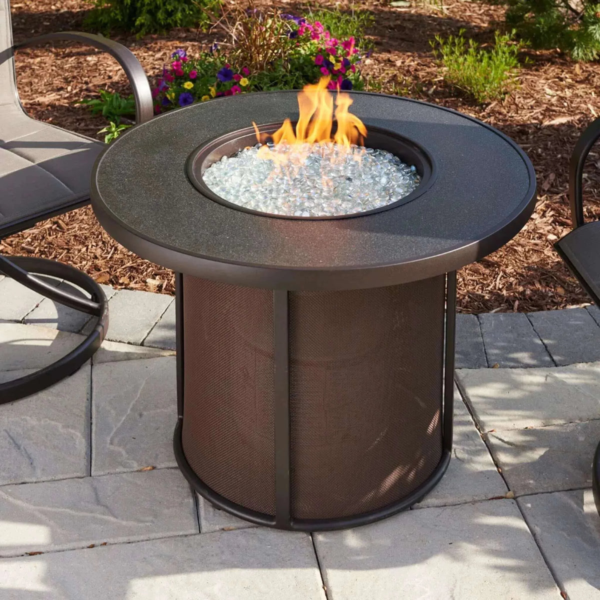 Outdoor GreatRoom Stonefire Round Gas Fire Pit Table-