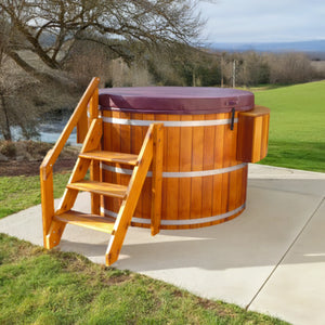 Fluid Float Colonial Cedar Hot Tub