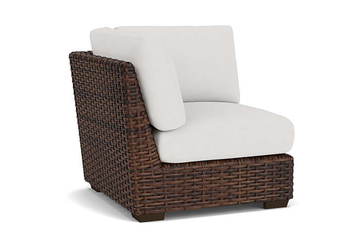 Lloyd Flanders Contempo Corner Sectional