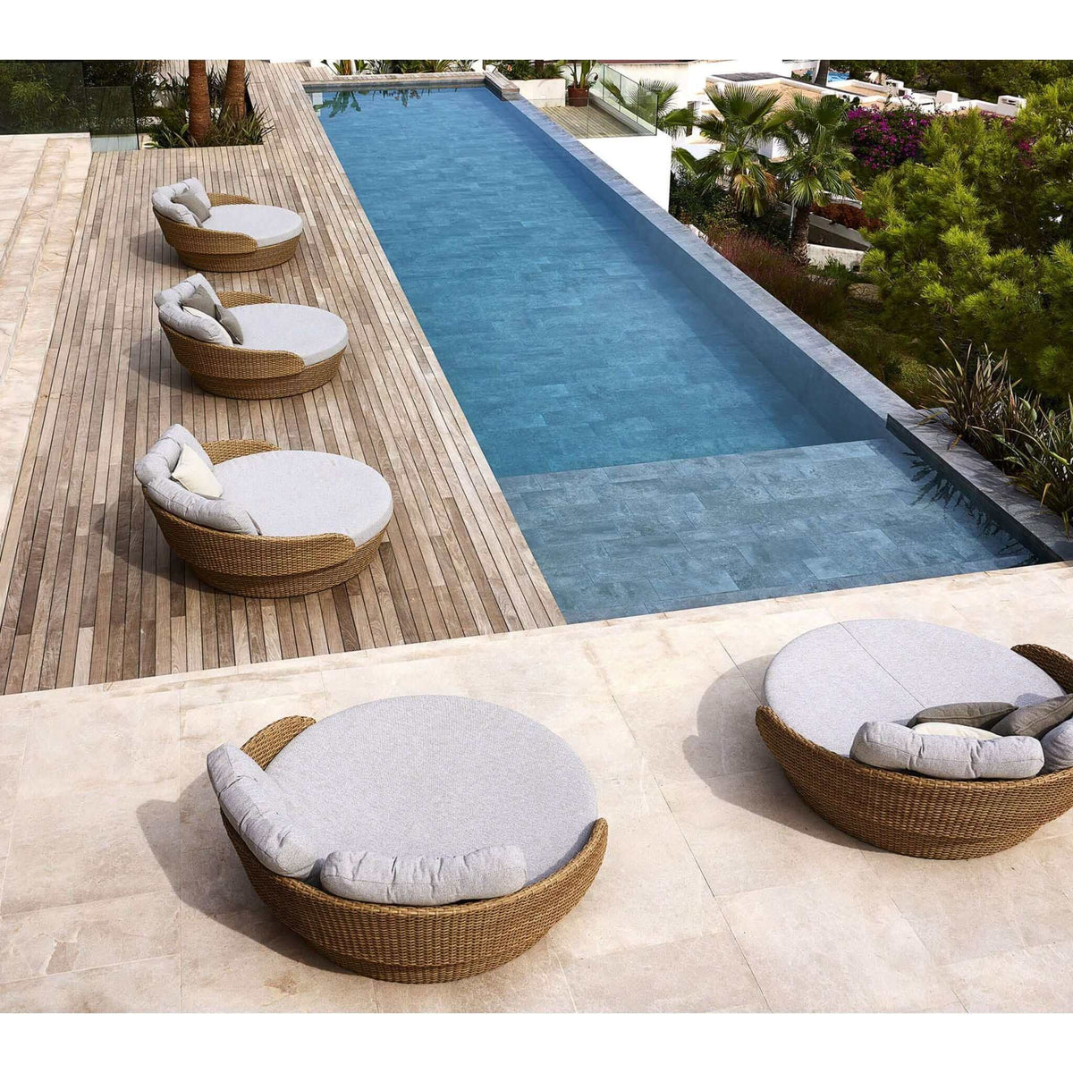 Cane-Line Ocean Large Daybed-