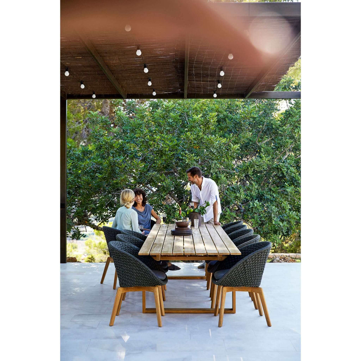 Cane-Line Endless Dining Table, 332X100 cm-