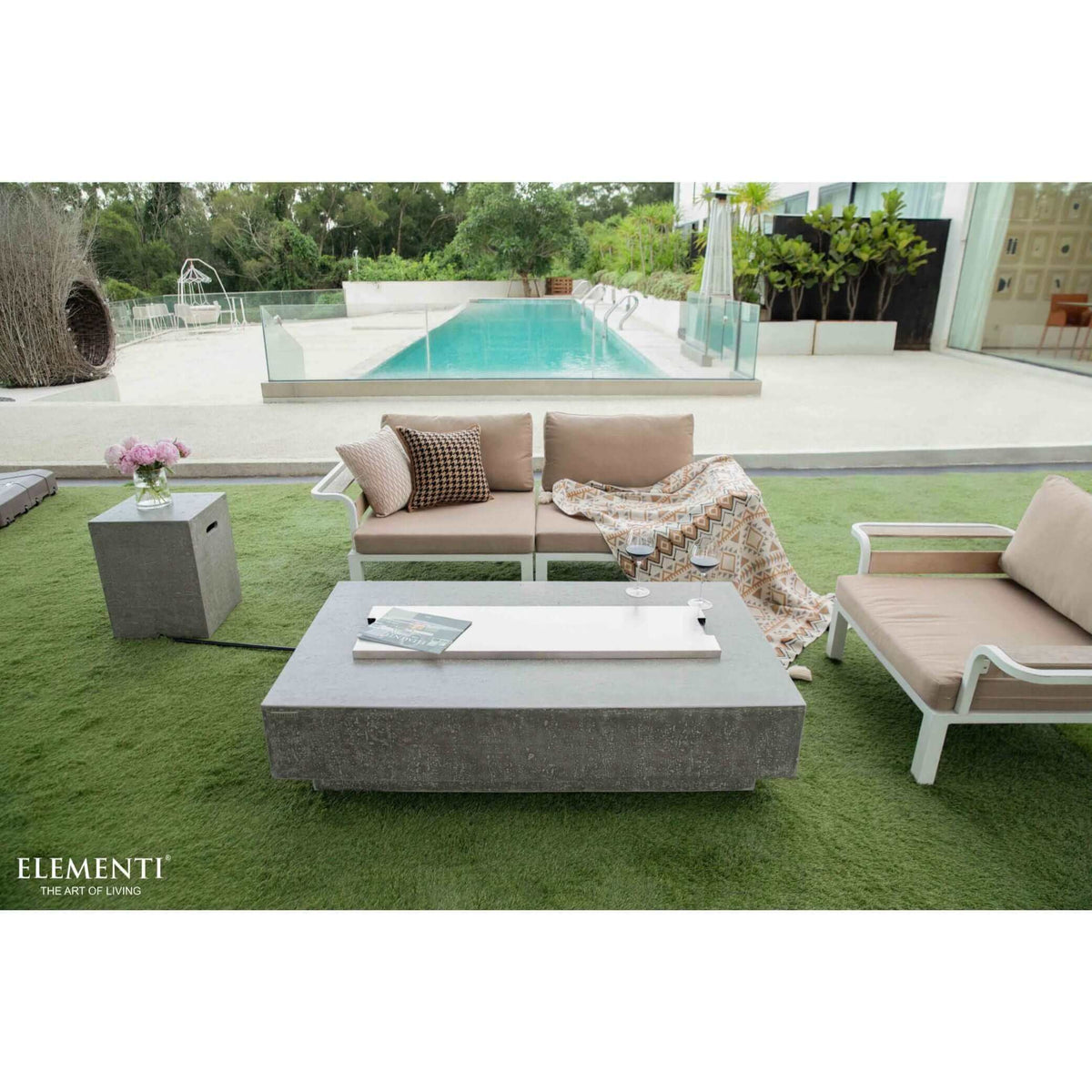 Elementi Hampton Fire Table-