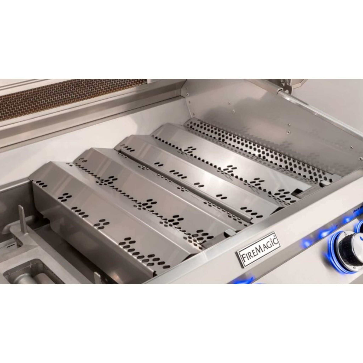 Fire Magic Aurora A660S 30" Freestanding Grill with Analog Thermometer & Rotisserie-Natural Gas