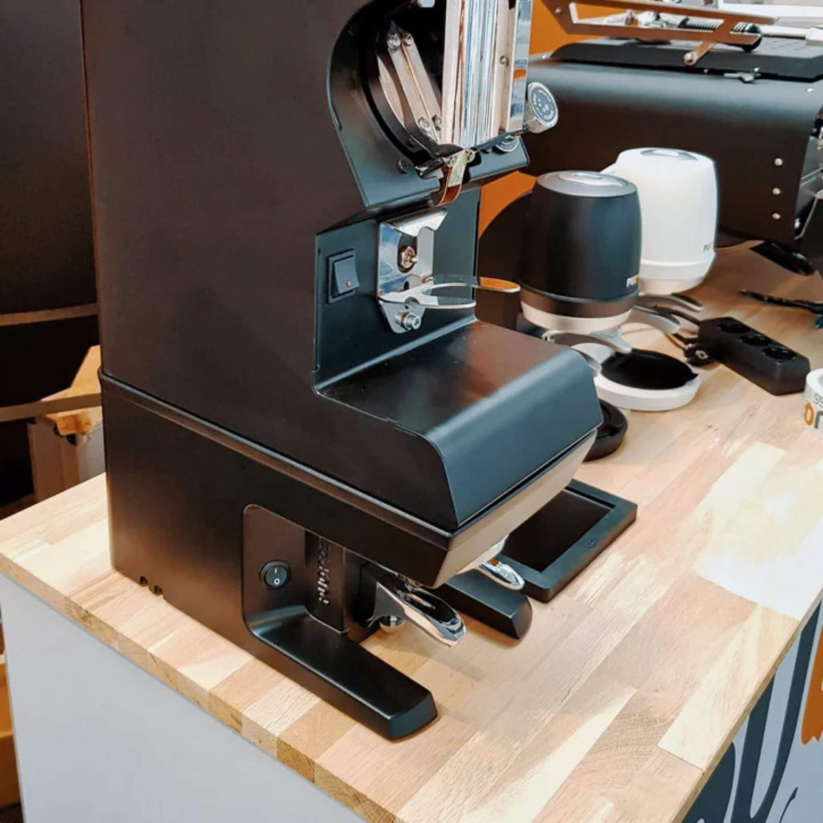 Puqpress Gen 5 M2 Automatic Coffee Tamper-Matte Black