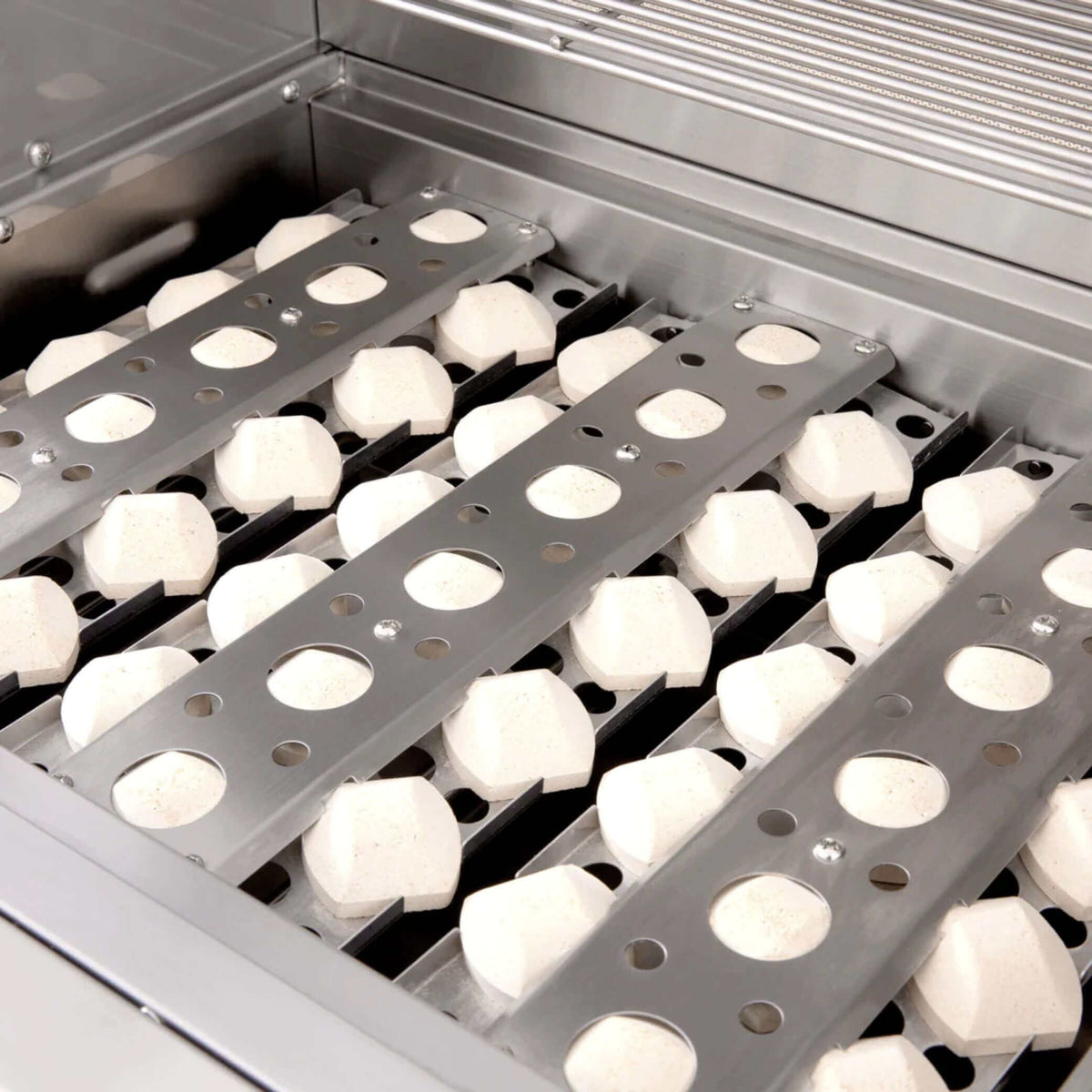 Summerset Alturi 30" Grill - Built-in with Stainless Steel Main Burners-